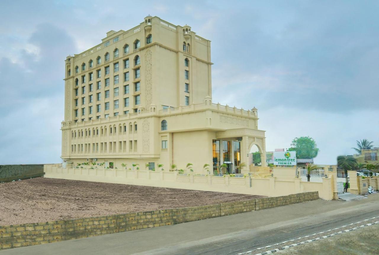 Lemon Tree Premier, Dwarka Hotel Exterior photo